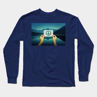 holding peace symbol Long Sleeve T-Shirt